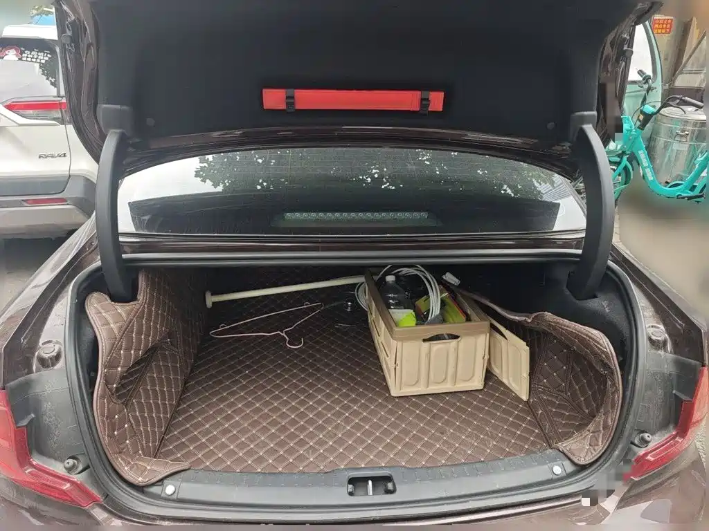 Volvo S90 — миниатюра 20