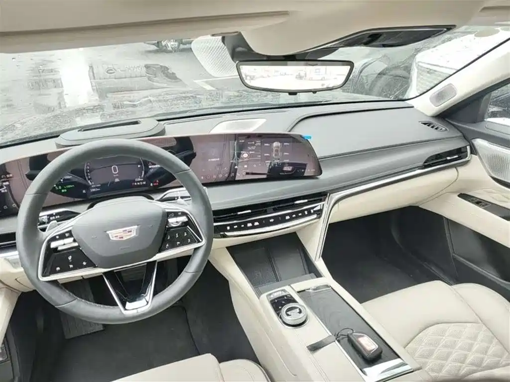 Cadillac CT6 2026 28T Flagship