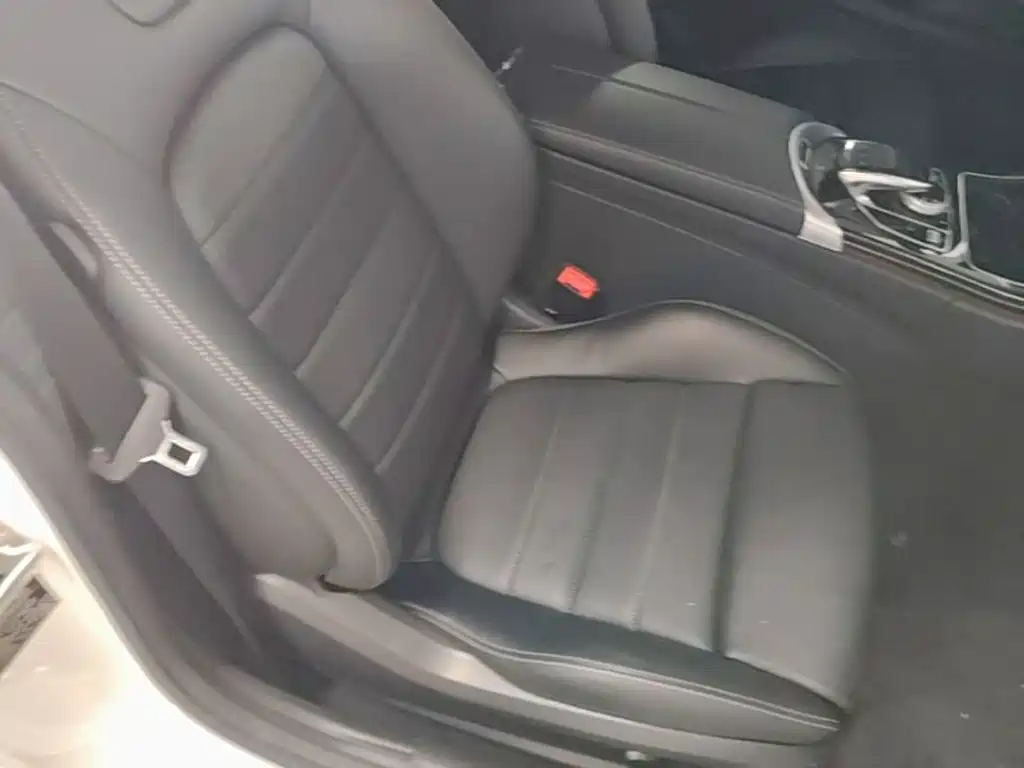 Mercedes-Benz C-Class (Import) — миниатюра 25