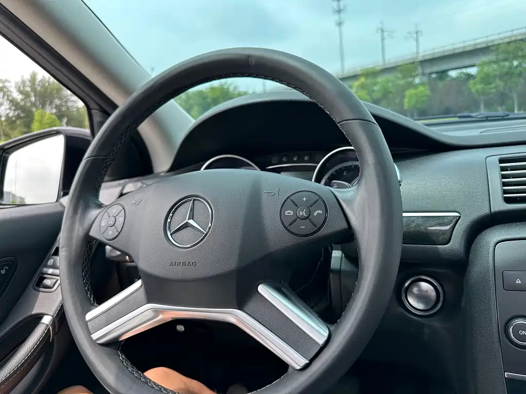 Mercedes-Benz R-Class — миниатюра 36