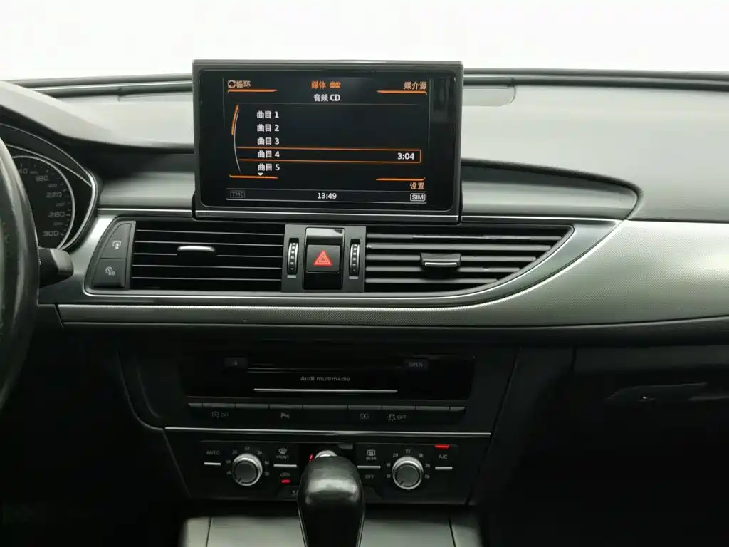Audi A6L — миниатюра 12