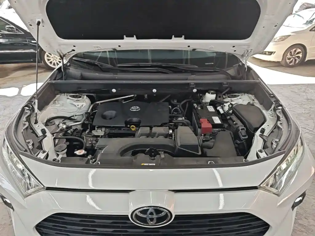Toyota RAV4 — миниатюра 20