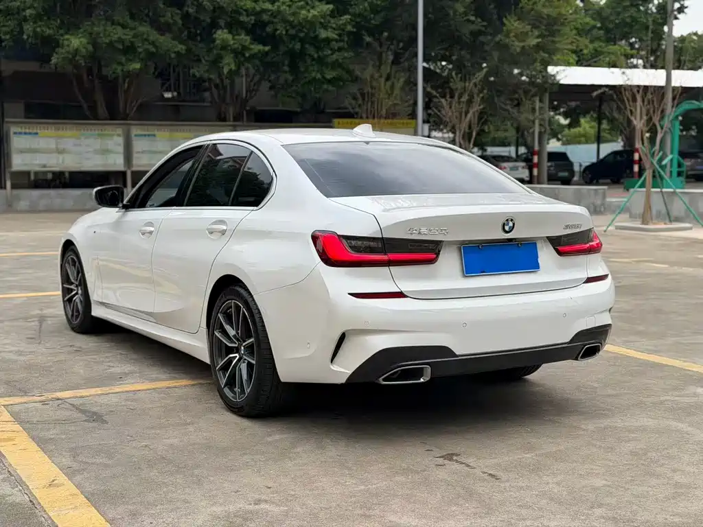 BMW 3 Series — миниатюра 9