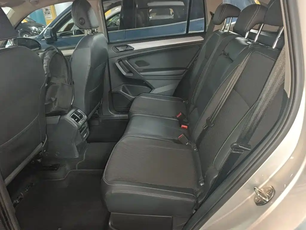 Volkswagen Tiguan L — миниатюра 17