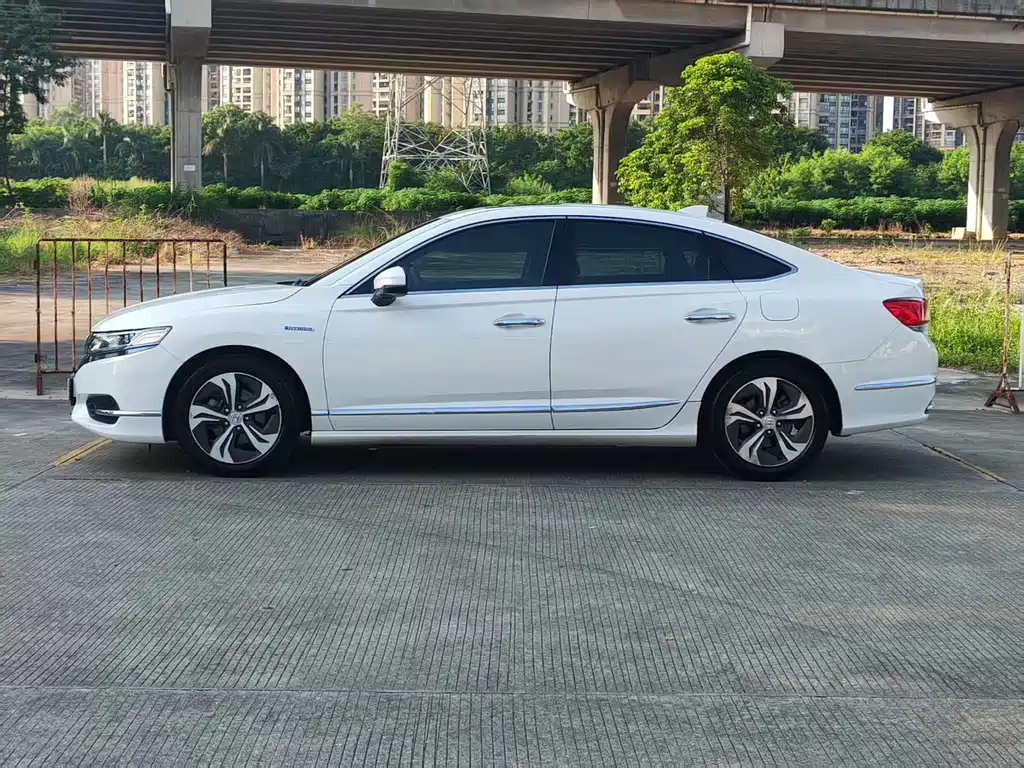 Honda Spirior — миниатюра 4