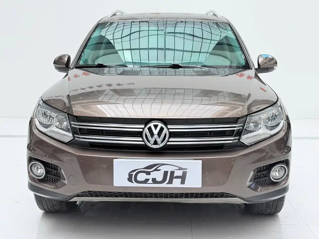 Volkswagen Tiguan 2012 2.0TSI Luxury