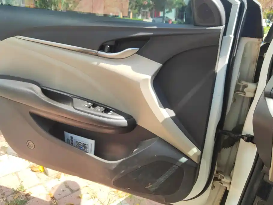 Buick Excelle — миниатюра 7