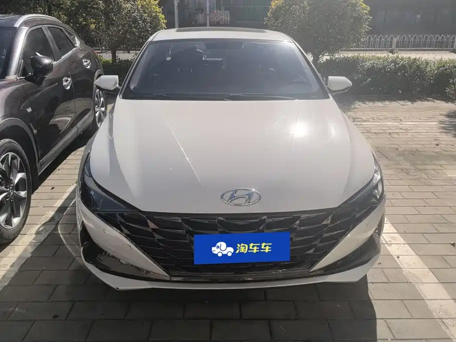 Hyundai Elantra — миниатюра 2