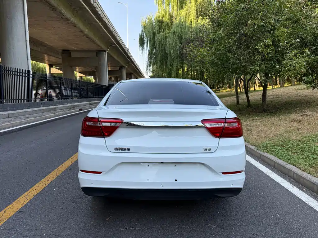 Geely Vision — миниатюра 6