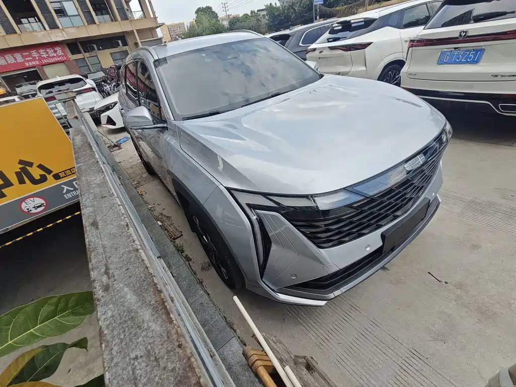 Geely Boyue L — миниатюра 3