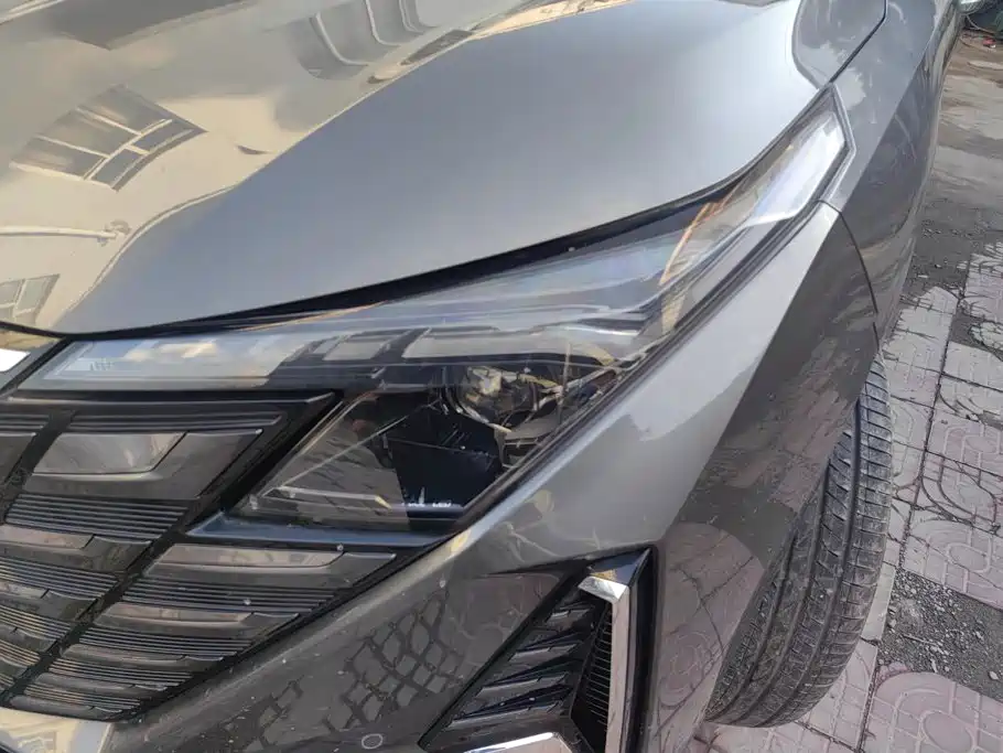 Changan UNI-Z New Energy — миниатюра 5
