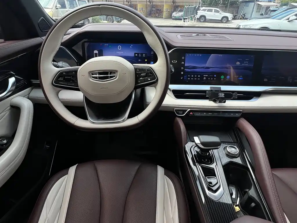 Geely Xingyue L — миниатюра 15