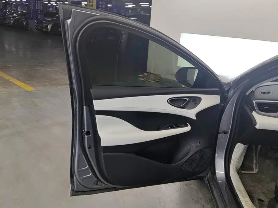 BYD Seal 05 DM-i — миниатюра 7