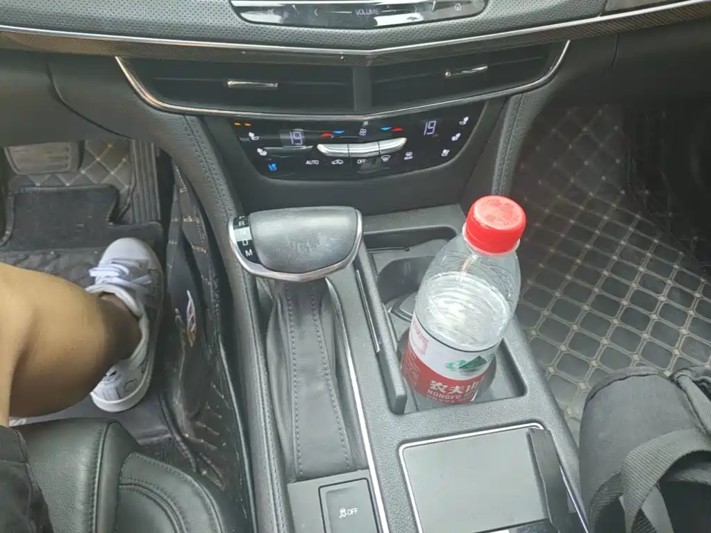 Cadillac CT6 — миниатюра 14