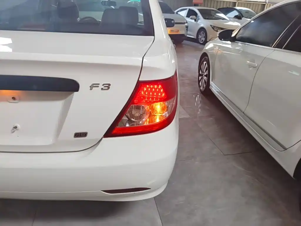 BYD F3 — миниатюра 8