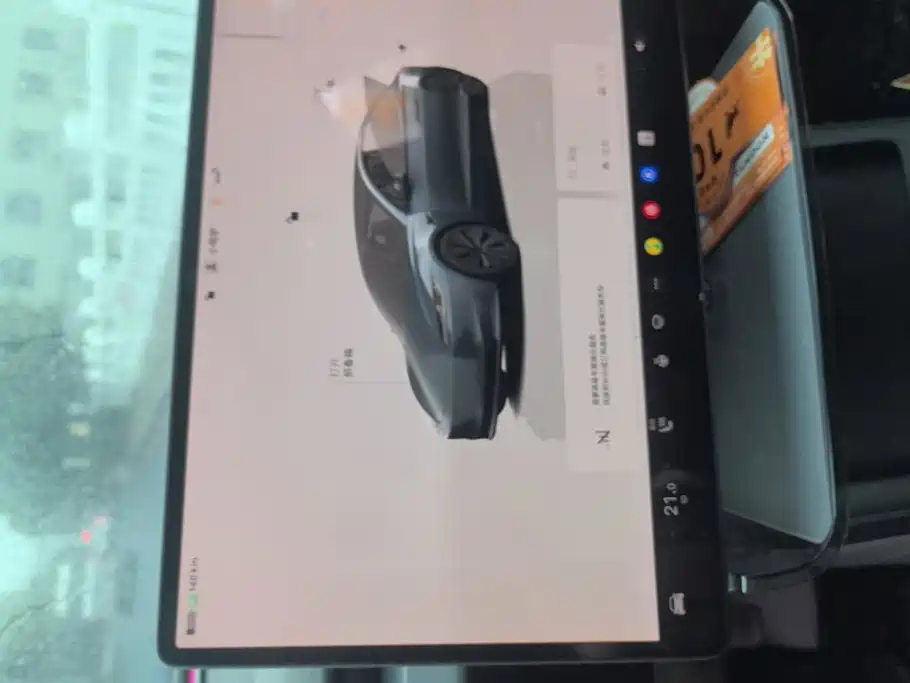 Tesla Model 3 — миниатюра 16