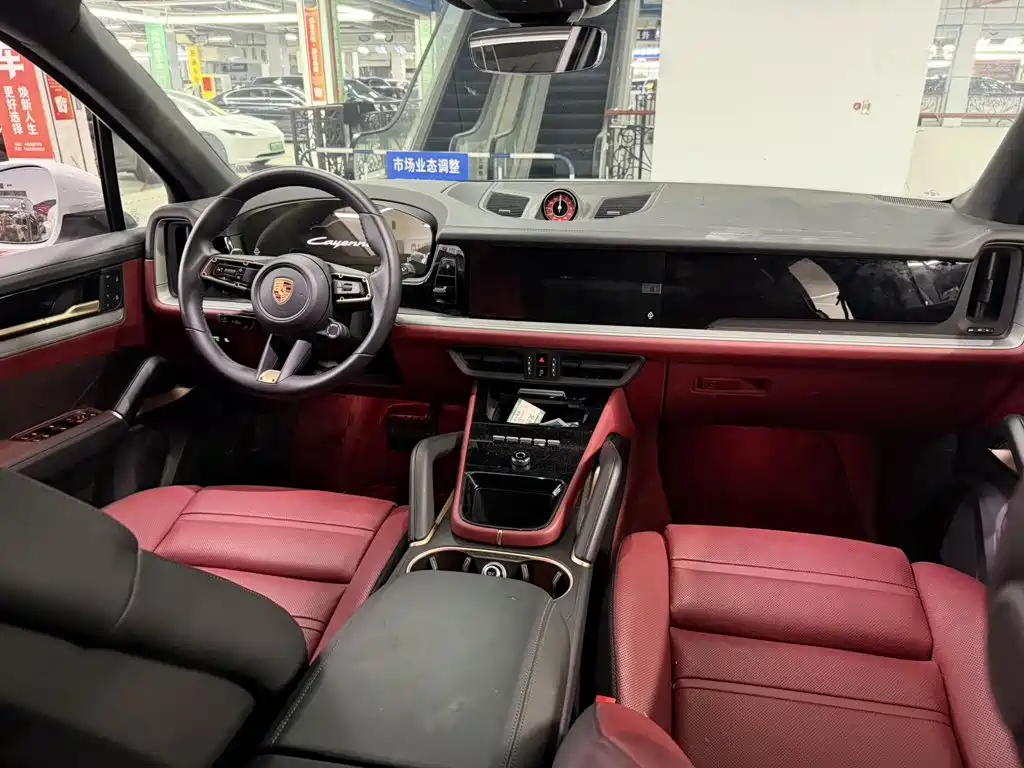 Porsche Cayenne — миниатюра 5