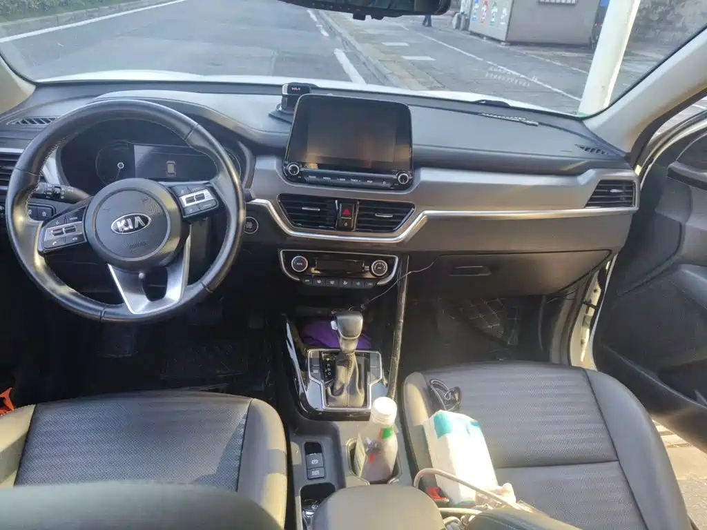 Kia Sportage — миниатюра 13
