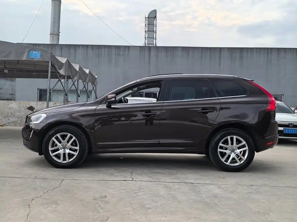 Volvo XC60 — миниатюра 5