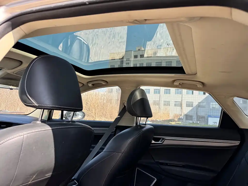 GEELY AUTOMOBILE EMGRAND GS