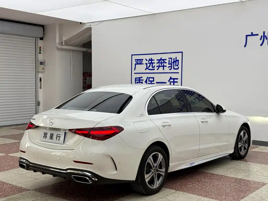 Mercedes-Benz C-Class — миниатюра 9