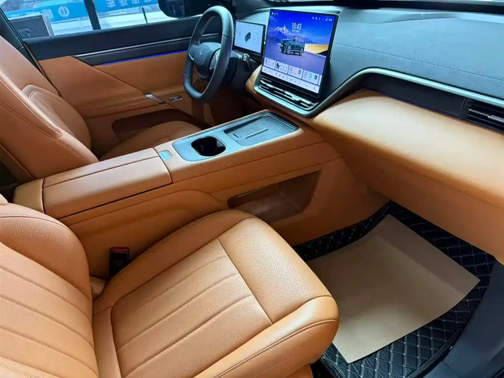 Dongfeng eπ008 2026 мест