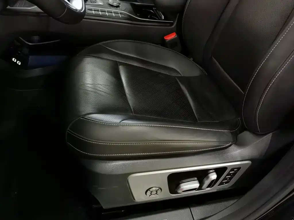 Wey Wey VV6 — миниатюра 20