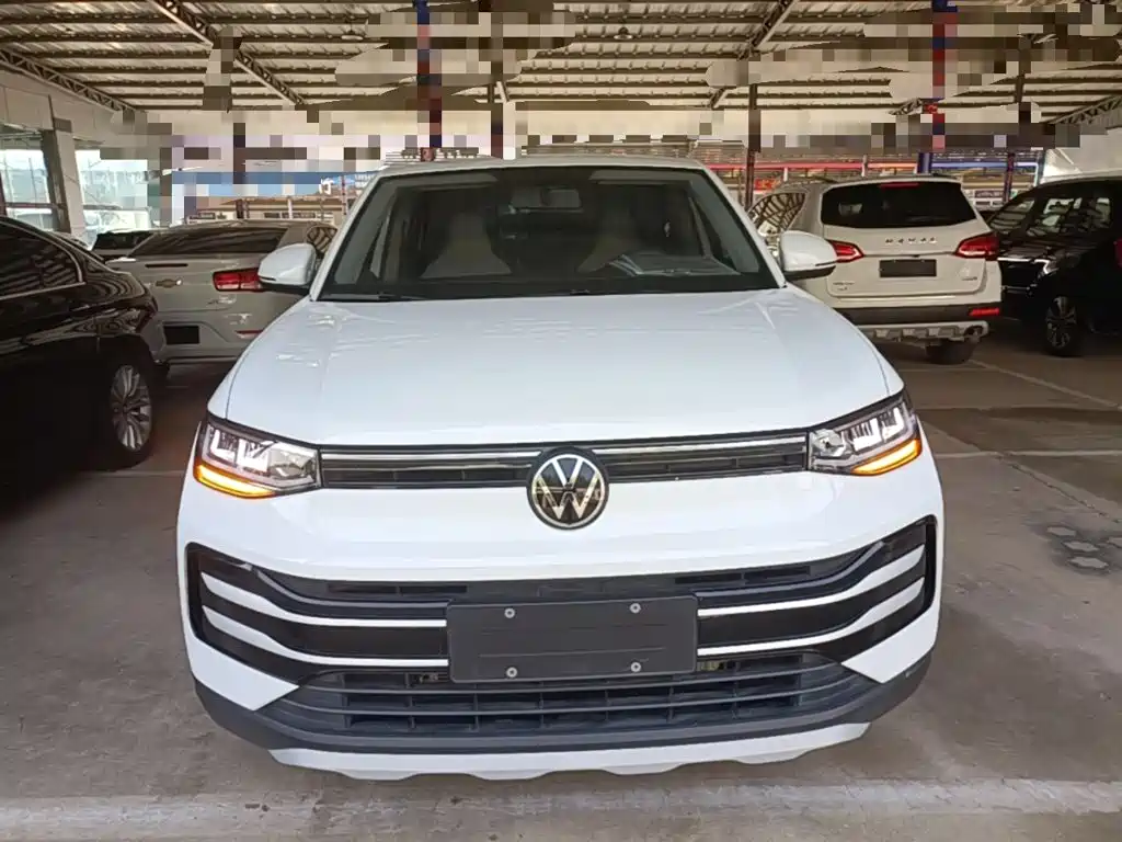 Volkswagen Tharu — миниатюра 3