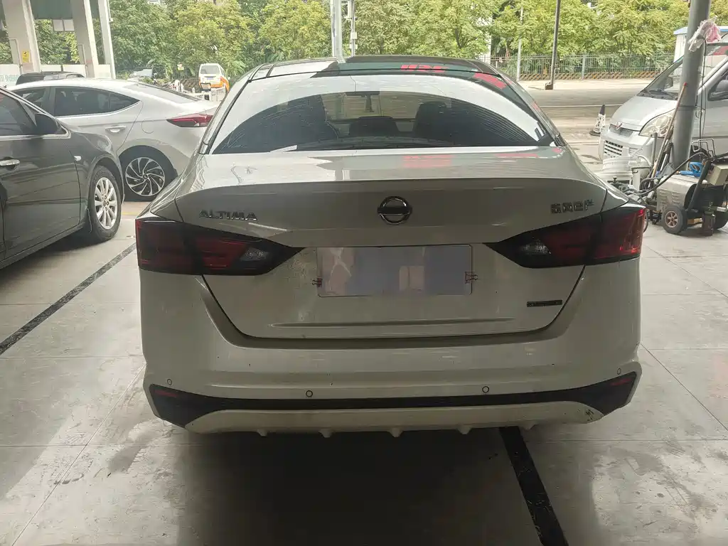 Nissan Teana — миниатюра 4