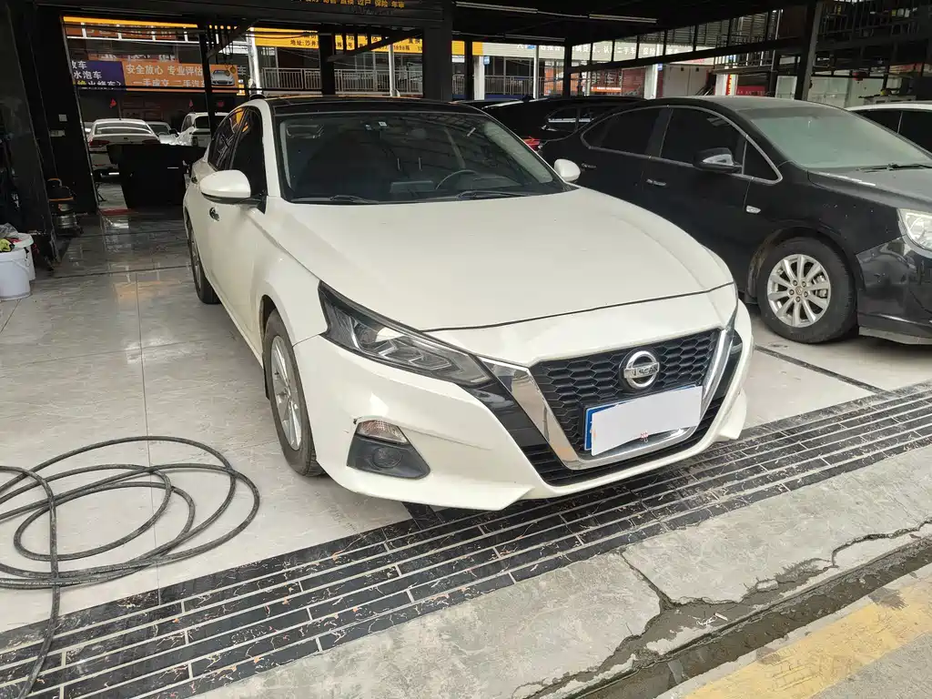Nissan Teana — миниатюра 2