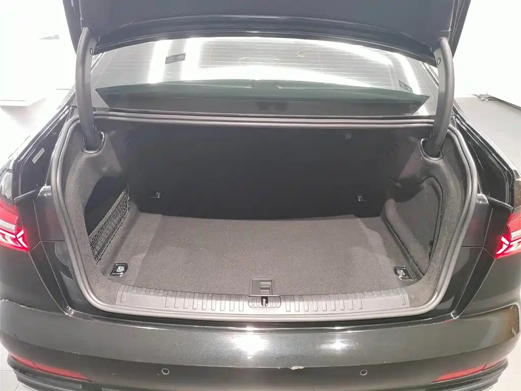 Audi A6L 2022 45 TFSI quattro