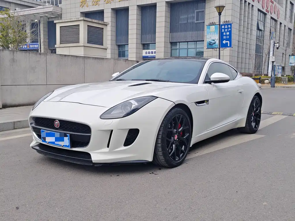 JAGUAR F TYPE