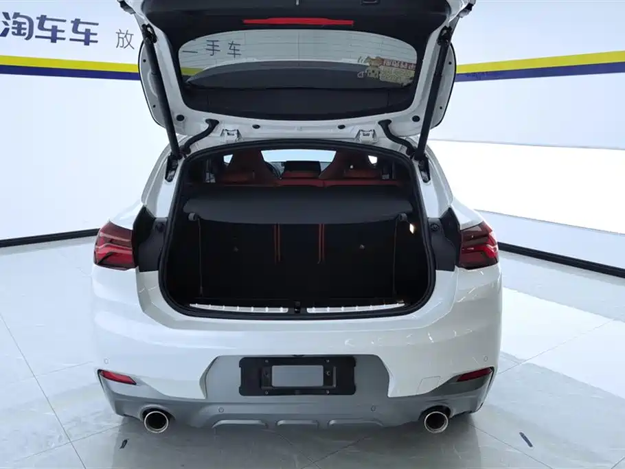 BMW X2 2021 sDrive25i Premium M