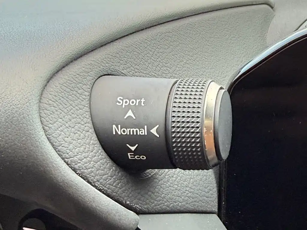 Lexus ES — миниатюра 7