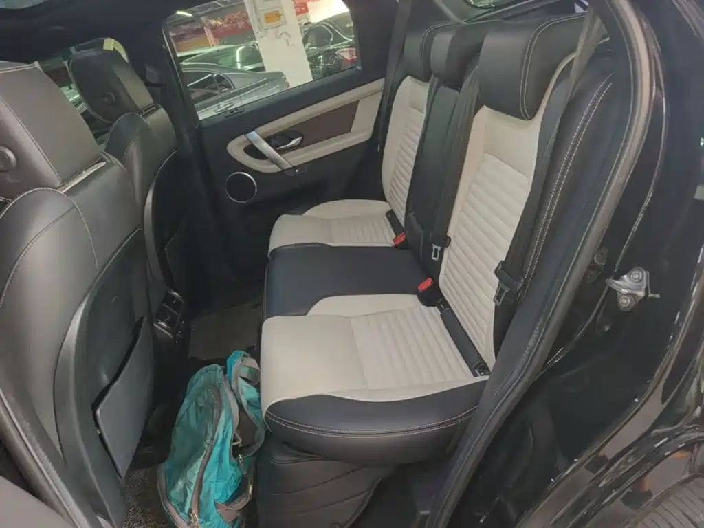 Land Rover Discovery Sport — миниатюра 17