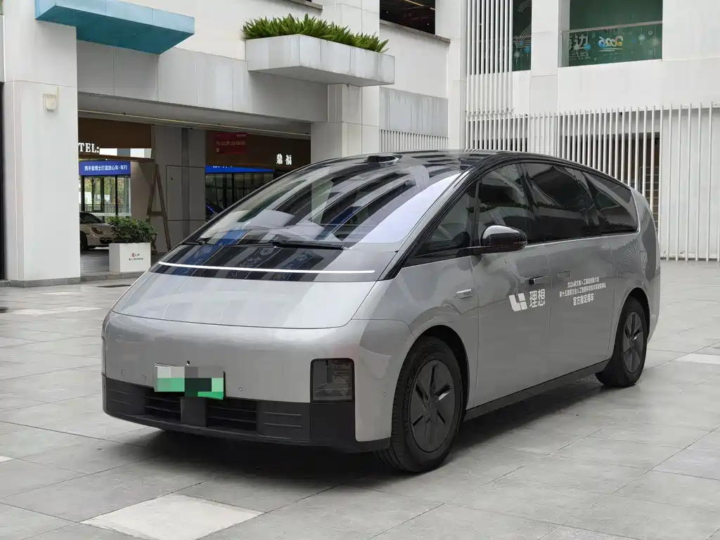 Li Auto Li MEGA 2025