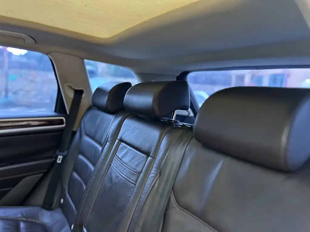 Volkswagen Touareg — миниатюра 18