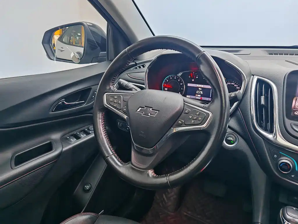 Chevrolet Equinox — миниатюра 16