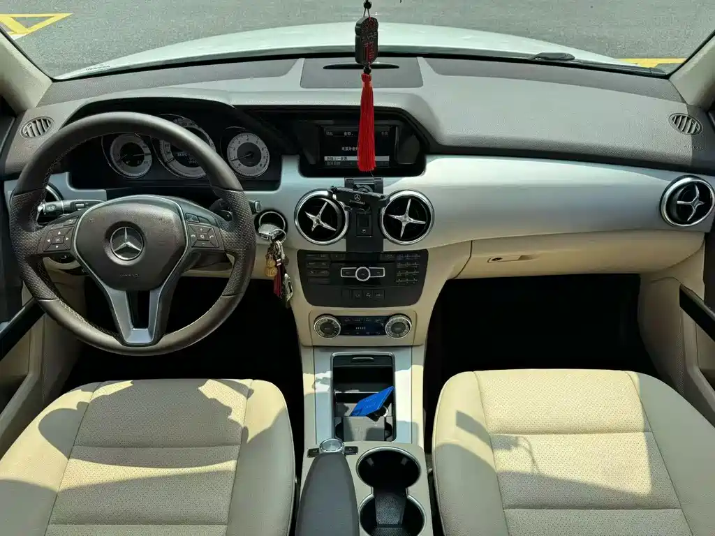 Mercedes-Benz GLK 2014 GLK 260 4MATIC
