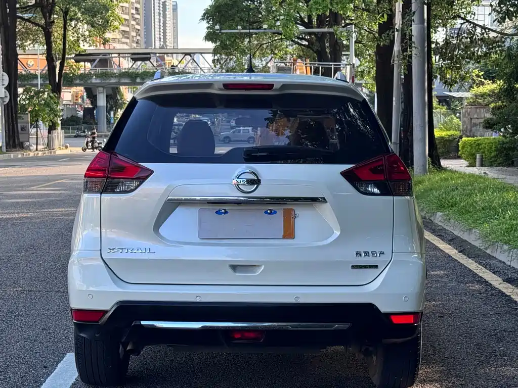 Nissan X-Trail — миниатюра 6