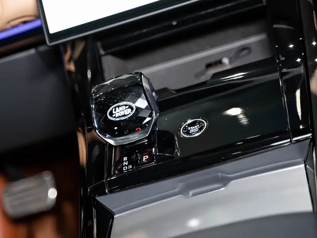 Land Rover Sport — миниатюра 11
