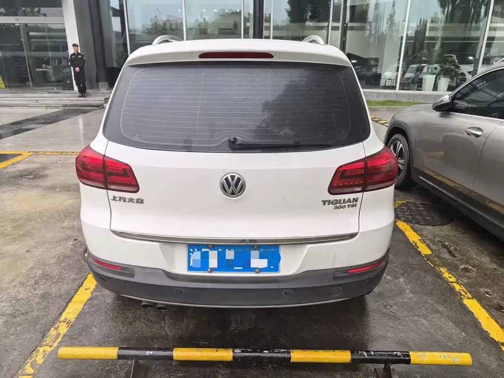 Volkswagen Tiguan — миниатюра 4