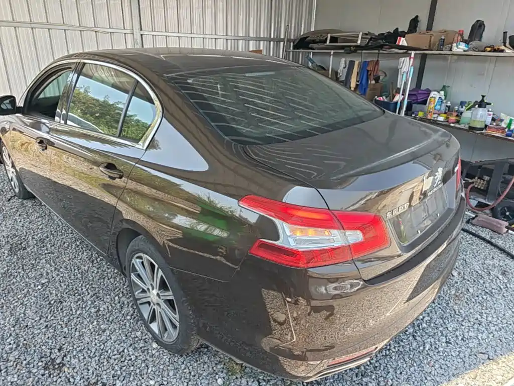 Peugeot 408 — миниатюра 5