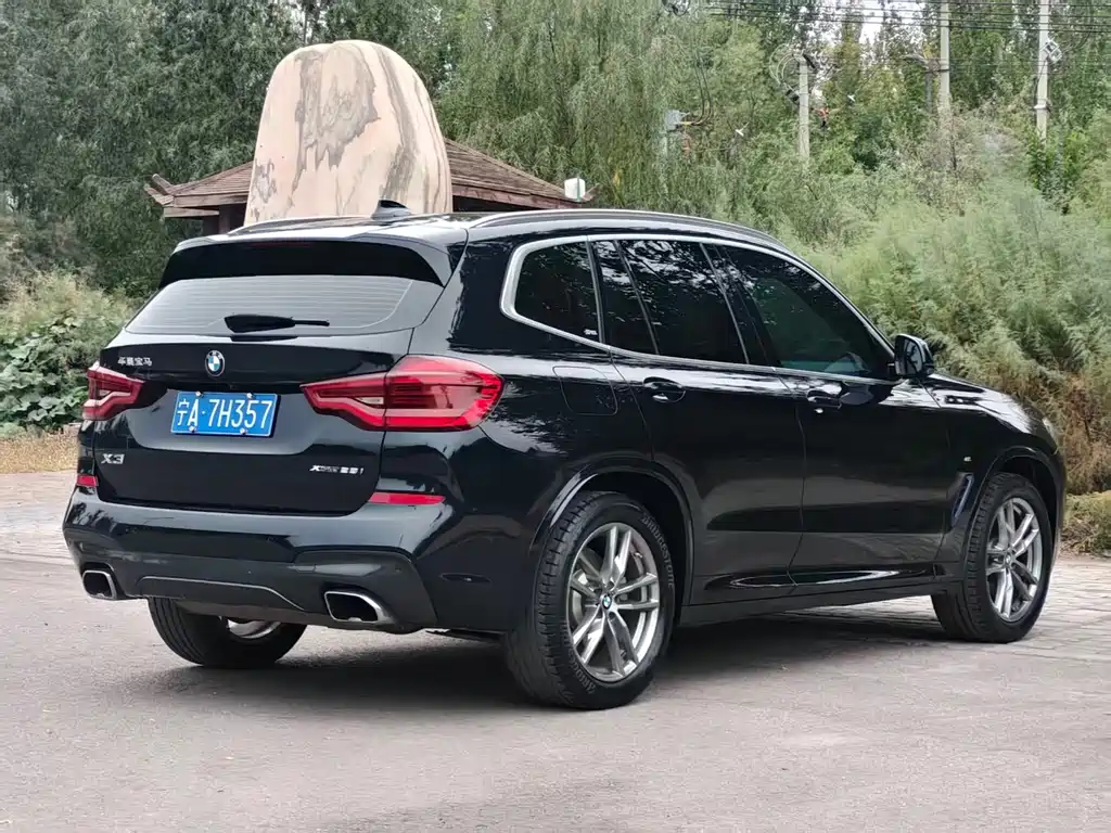 BMW X3 — миниатюра 9