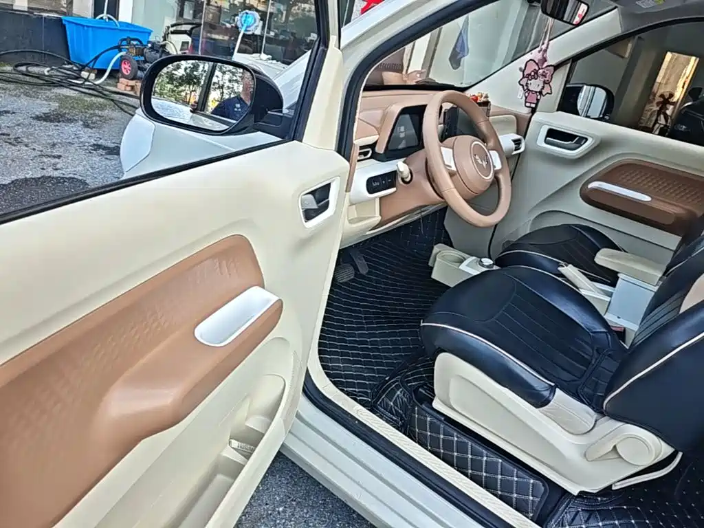 Wuling MINIEV — миниатюра 16