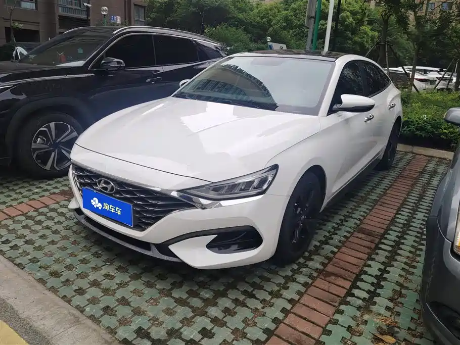 Купить Hyundai Fista