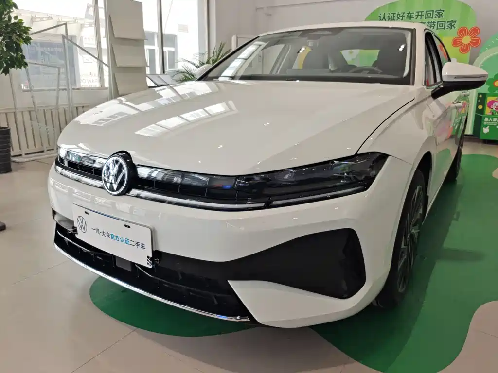 Volkswagen Sagitar 2025
