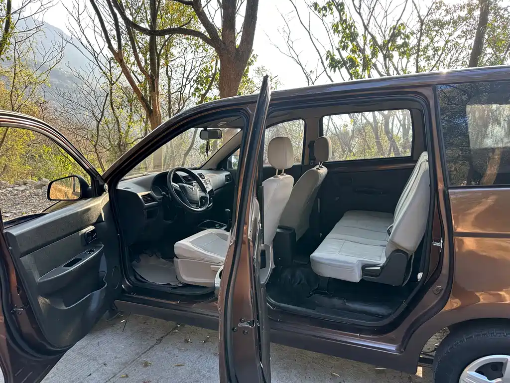 WULING WULING HONGGUANG