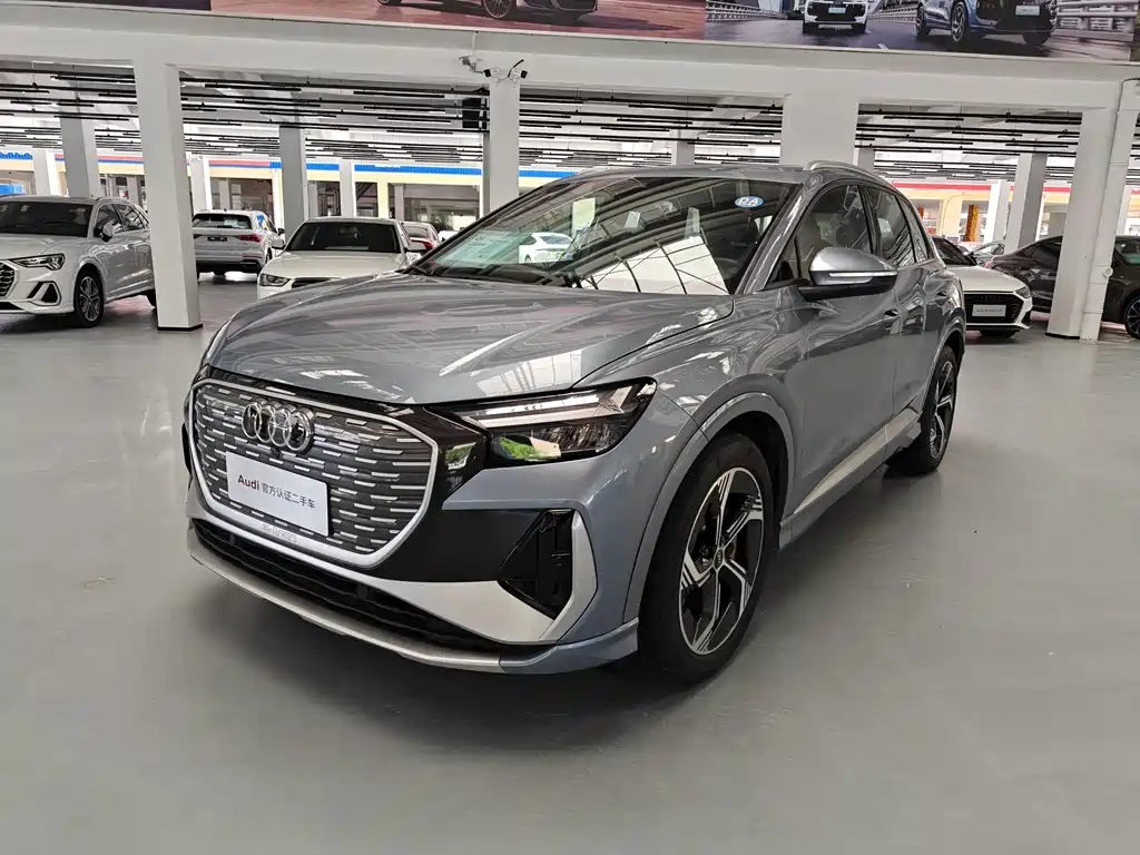 Audi Q4 e-tron 2024