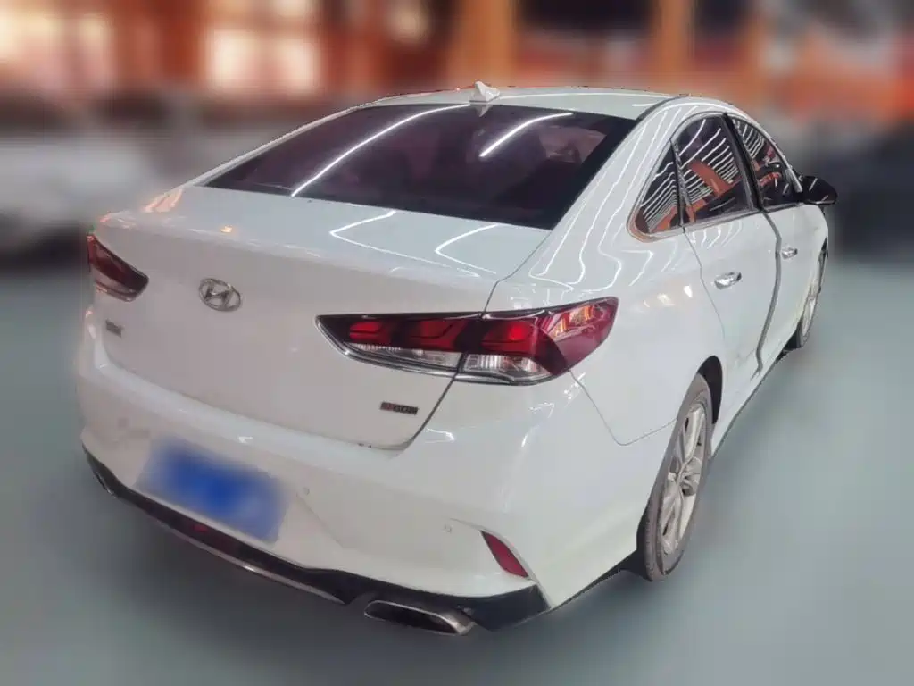 Hyundai Sonata — миниатюра 10